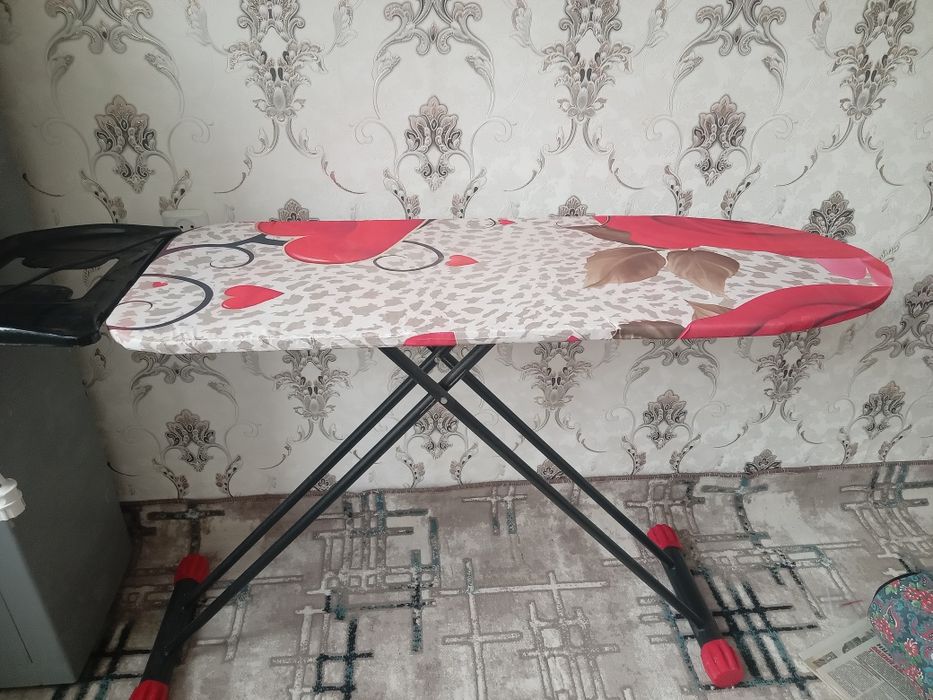 Дазмол стол зудлик билан сотилади кам ишлатилган холати зур