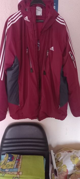 Зимно яке ядидас 100% оргинално