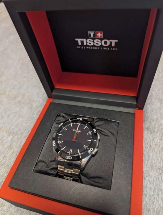 Tissot t touch connect sport