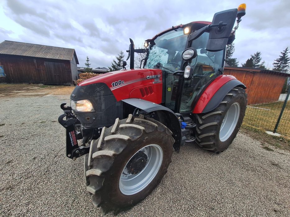 Tractor CASE Farmall 100C 2024, 600 ore lucrate import