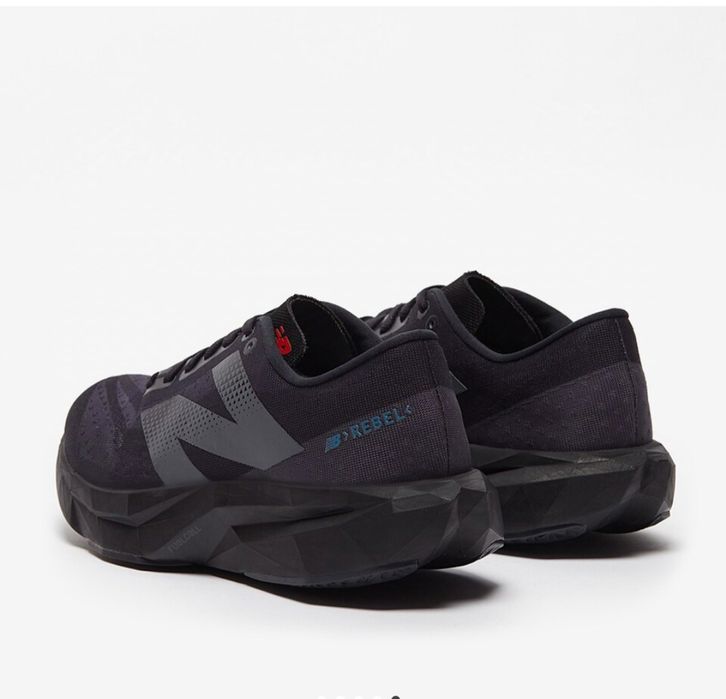 Продам кросовки New Balance FuelCell Rebel v4