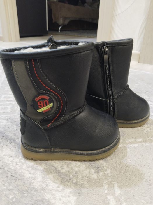 Зимние сапоги детские