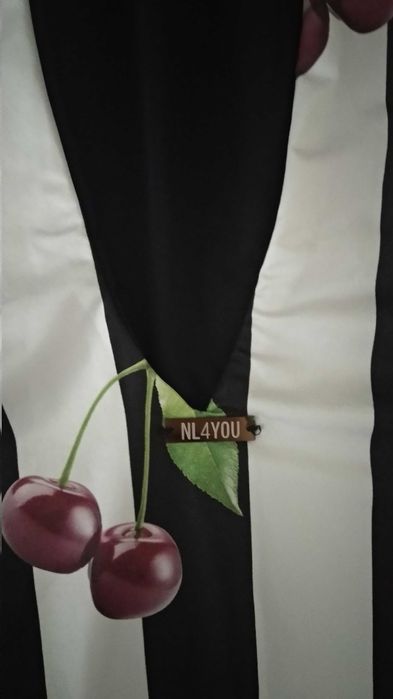 NL4You бански с череши/вишни XS