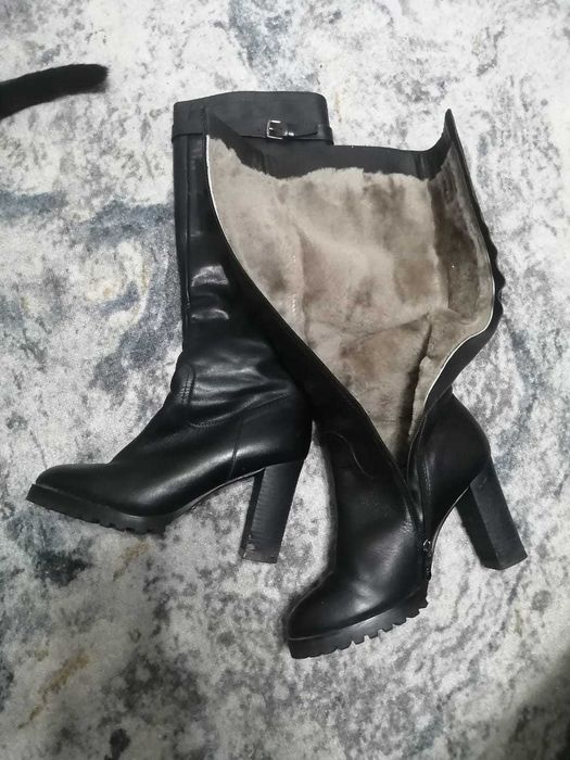 Продам зимние сапожки