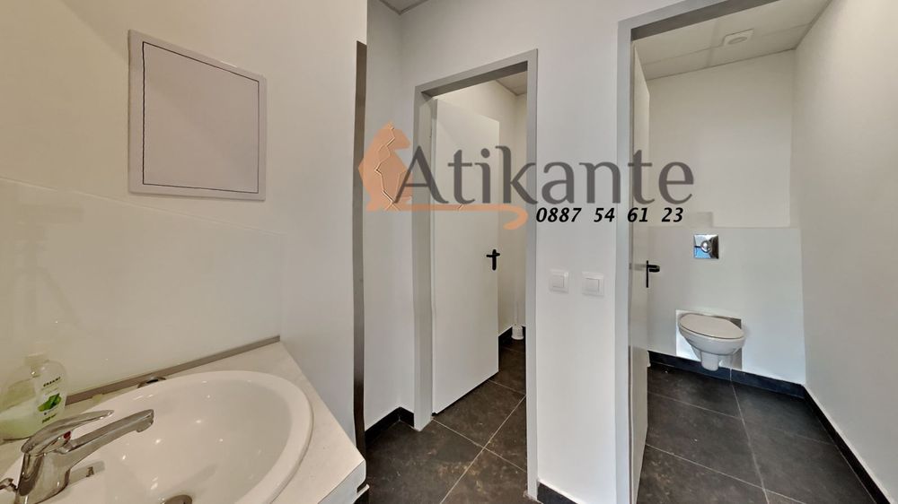 Дава се под наем Офис в София, Младост 4 - 208 кв.м за 1659.54 € - Снимка #2