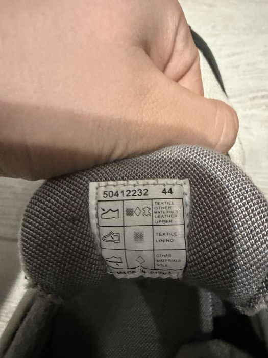 Обувки Boss  44 номер