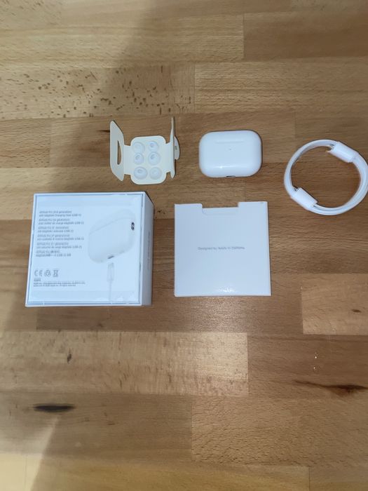 Air pods pro generatia a 2-a