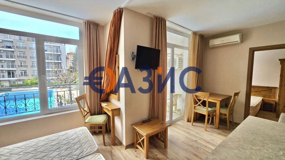 Продава се Тристаен апартамент в к.к. Слънчев бряг - 55 кв.м за 765 €/кв.м - Снимка #13