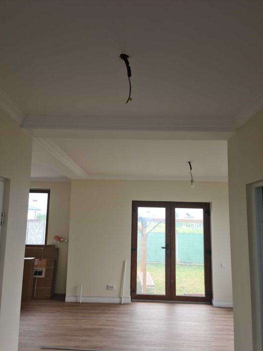 casa noua finisata , generoasa 150 mp , teren curte , utilitati, paulesti