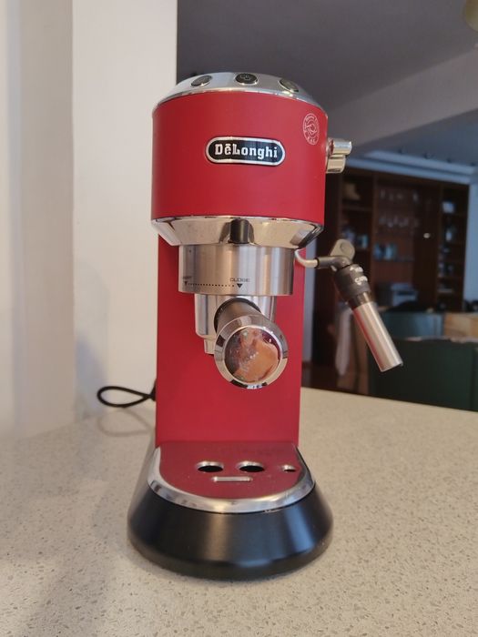 Esspressor Delonghi