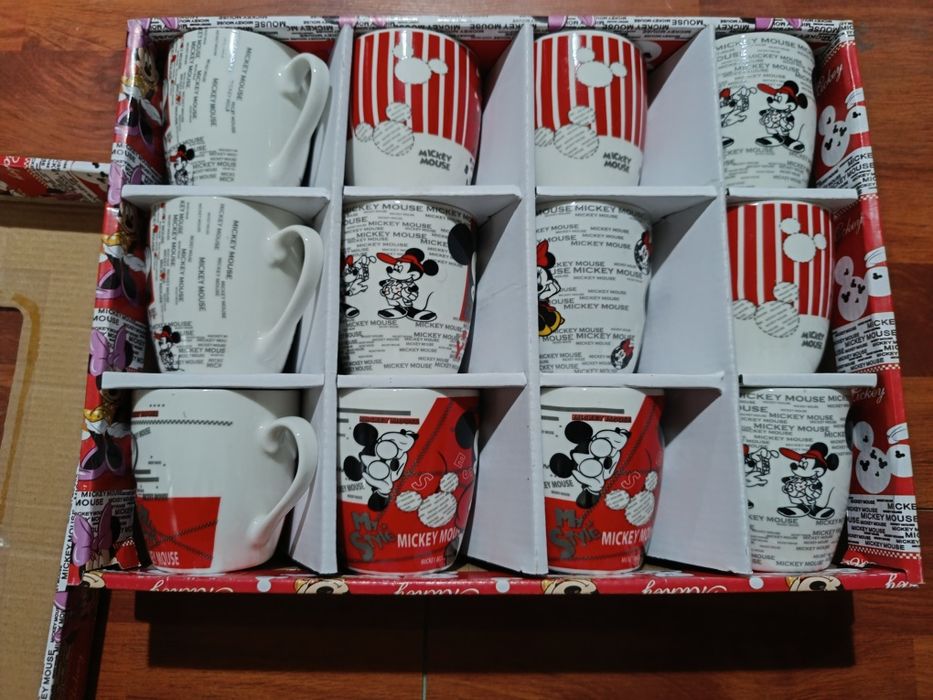 Чашки с Мики маусом