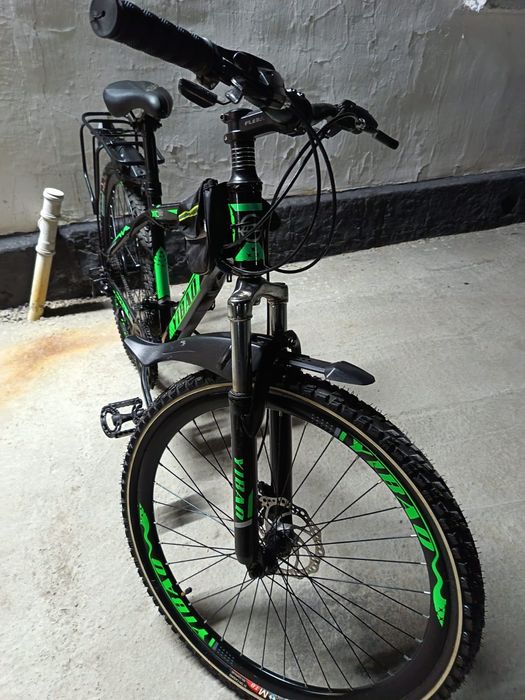 Велосипед скоростной фирмы YIBAO 26 размер