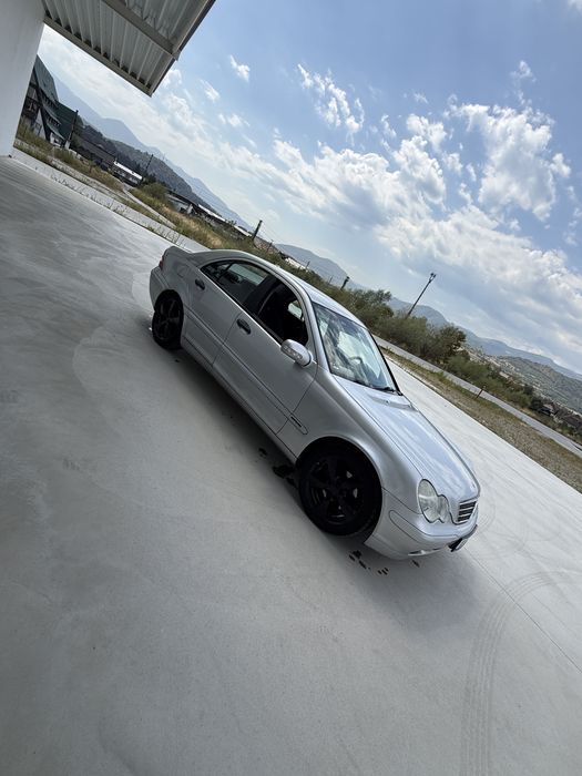 MERCEDES-BENZ C-Class 2003 — imagine 4
