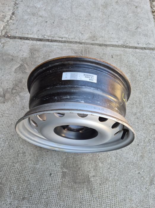 O jantă Citroën Jumper R16C - 7Jx16H2 ET42 distanța 5x108