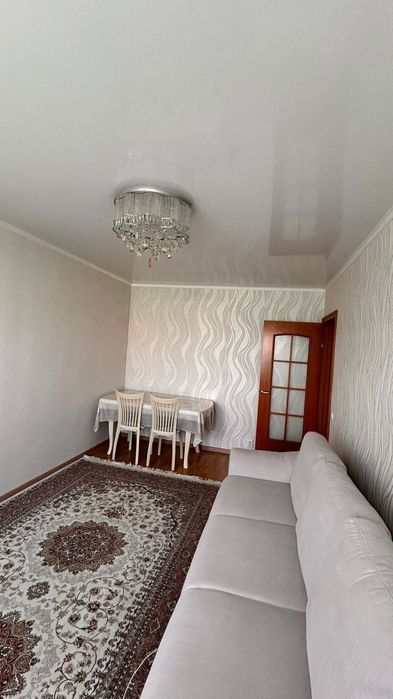 Продам квартиру 3-комнатную