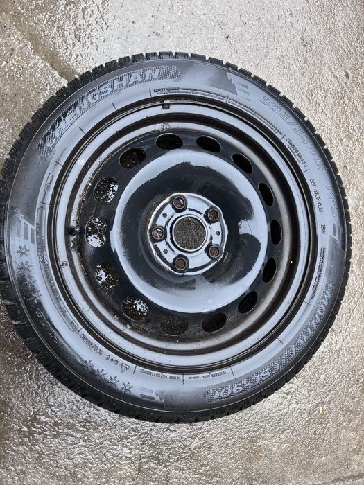 AnvelopeM+S 205/55/R16 +jante de tabla( 5x112mm Volkswagen)