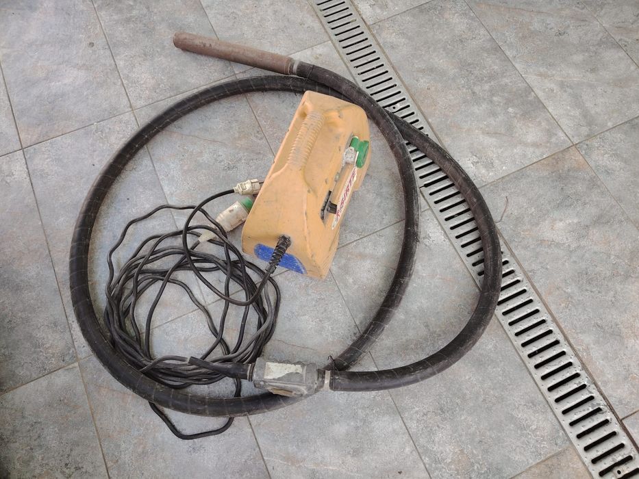 Vibrator beton profesional