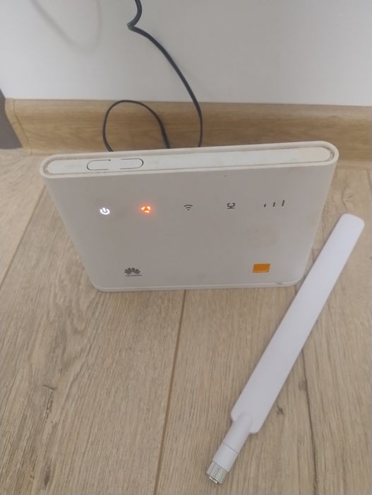 Router Huawei B310, blocat pe Orange
