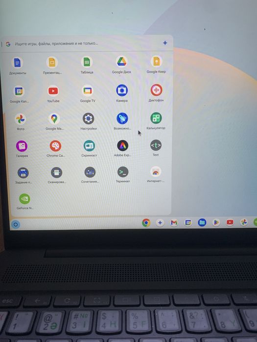 Chromebook, Lenovo gaming 16 core i3