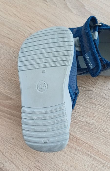 Пантофки КиК размери 23 24 25