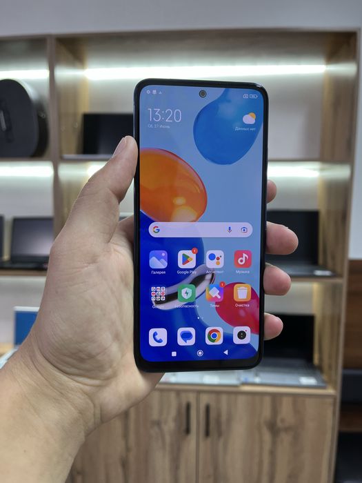 Телефон Redmi Note 11