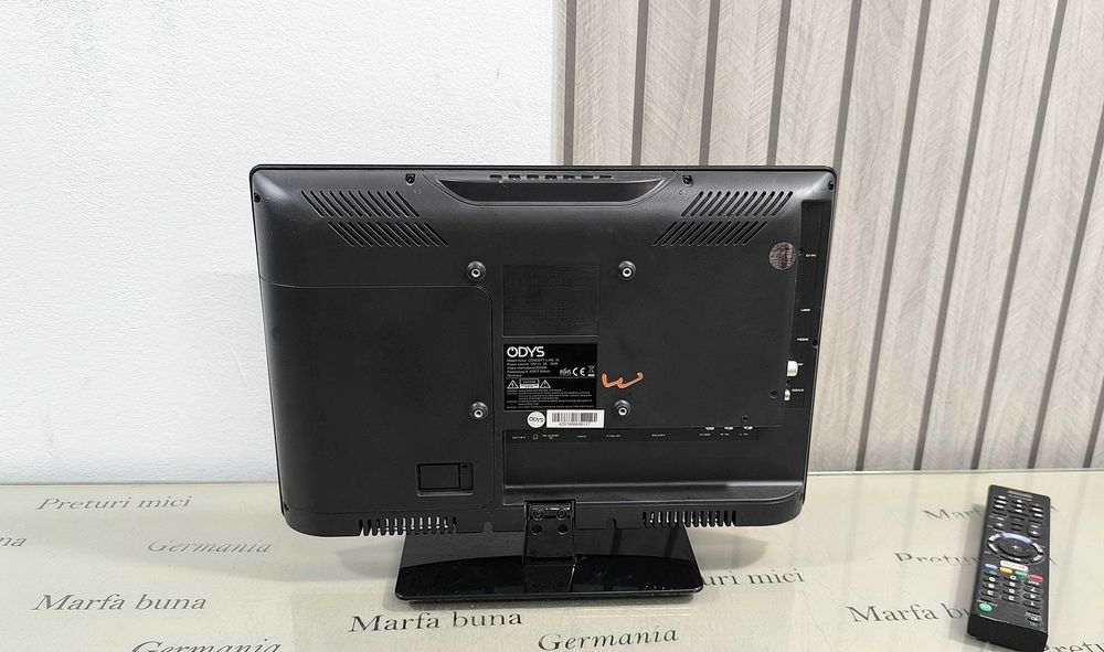 Televizor LED ODYS 12V Rulota Camion Negru 16 Inch 40 cm Import Germania