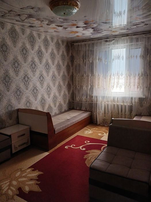 3 xonali shinamgina kvartira oilaga ijaraga beriladi,