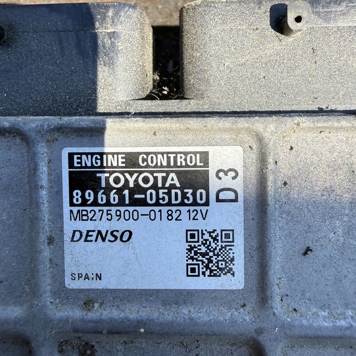 Компютър за управление на двигателя за Toyota Avensis 89661-05D30