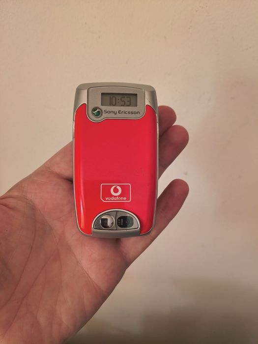 Sony Ericsson z600 ( liber de rețea)
