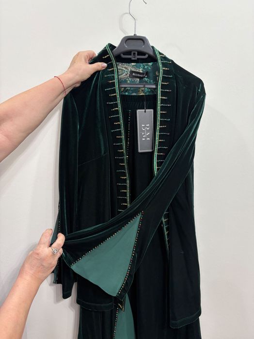 Костюм с юбкой двойка