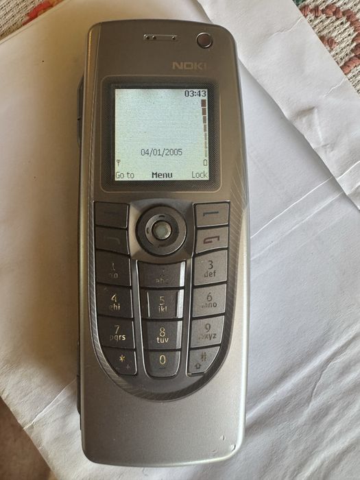 Nokia 9300 i functional de colectie.