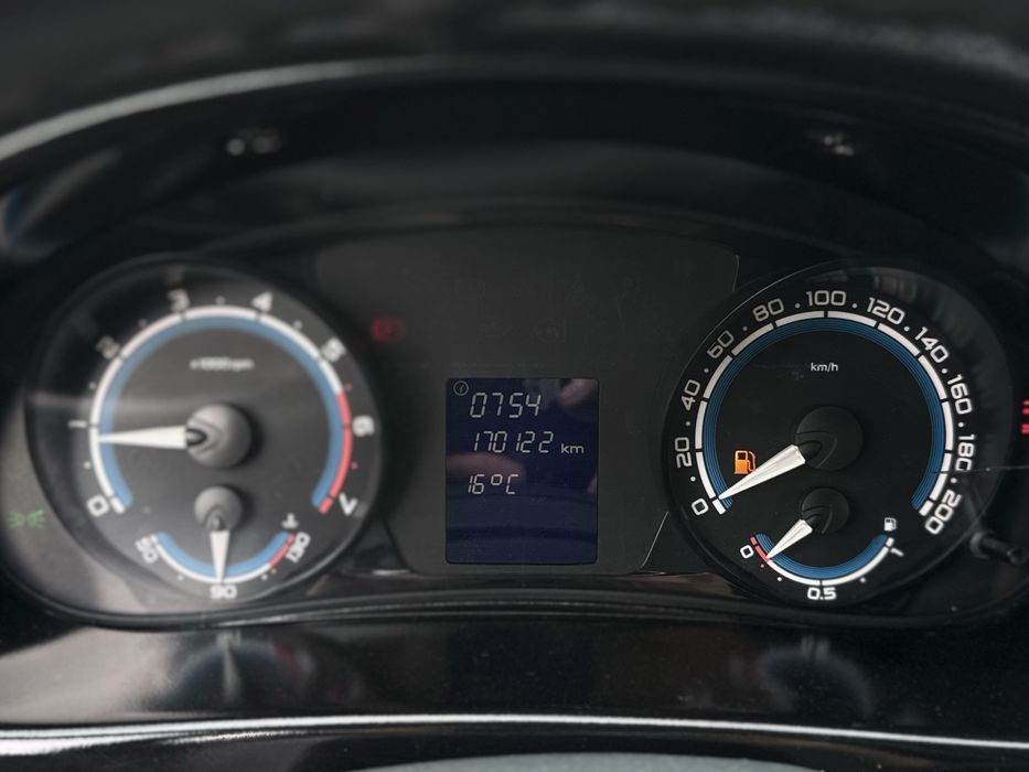 Lada Ваз Priora Приора Хэтчбек