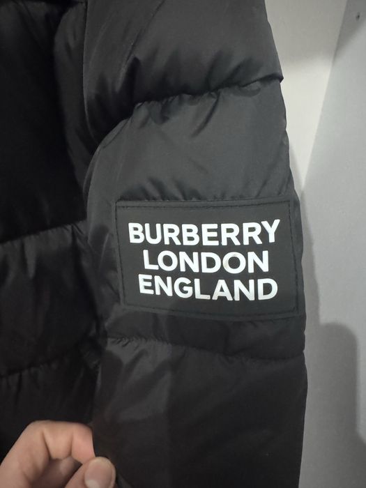 Geaca Burberry neagră