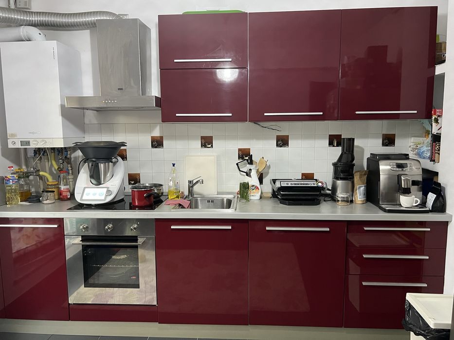 Rochie de ocazie Max Mara, mobila bucatarie Mobexpert cu electrocasnice, set masa scaune