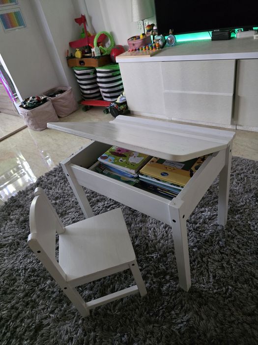 Măsuță pentru copii