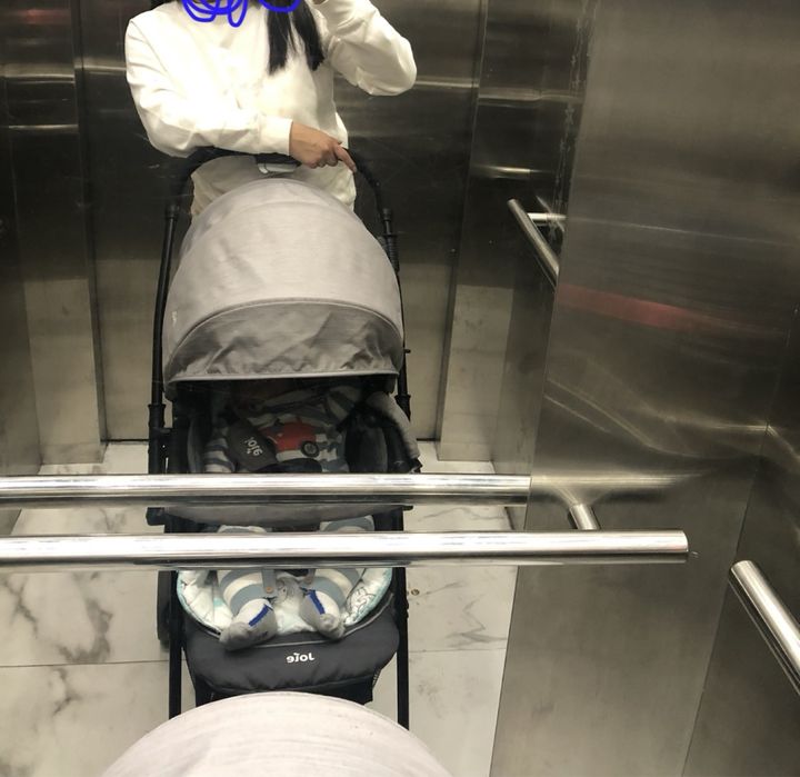 Продам коляску Joie