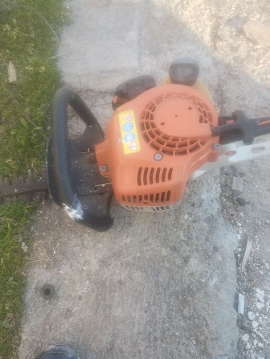 Drujba de tăiat asfalt și drujba de  gard viu