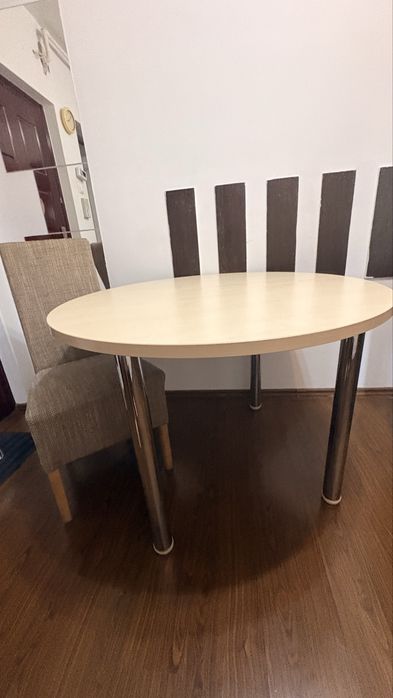 Masa rotunda extensibila