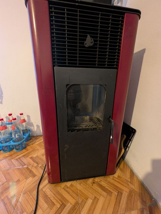 Sobă pe peleți Matilda 10 kW (aer cald) – Stare excelentă de funcționare