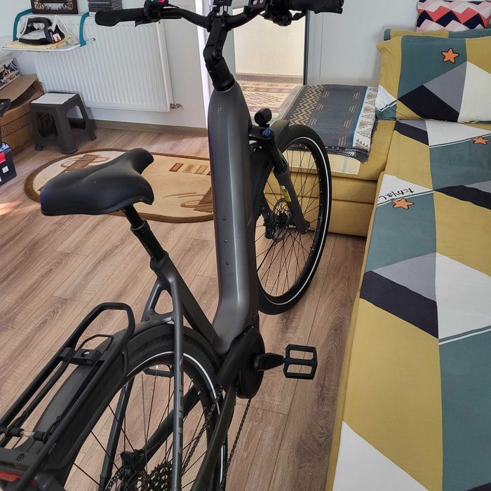 Bicicleta electrica Cube Kathmandu Chrome Pro 800 W, noua 28* si Bonus