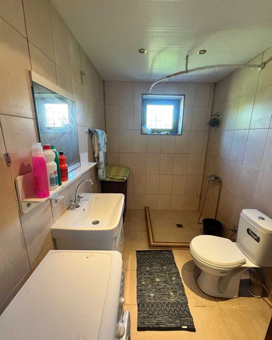 Тухлена къща, център, село Здравец