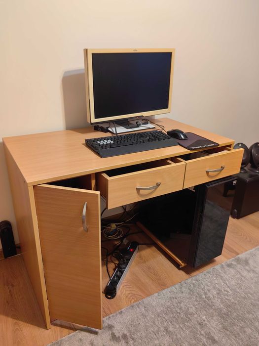 Единично легло с чекмеджета  и бюро