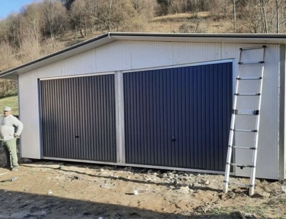 Vând garaje auto