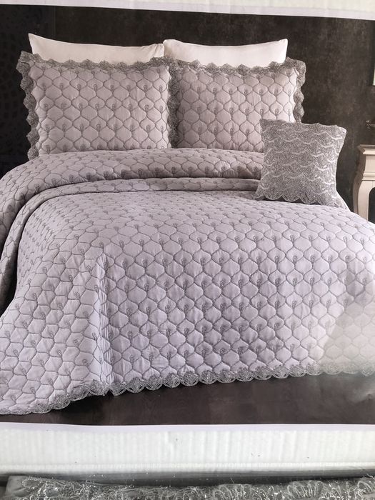 Двойно покривало за спалня ново!