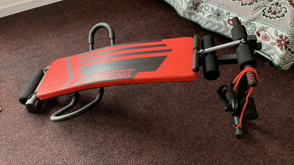 Banca abdomene si exercitii, Rosu/Negru