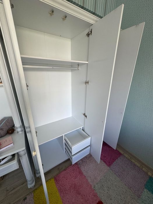 Продам детскую стенку мебель б/у CiLEK
