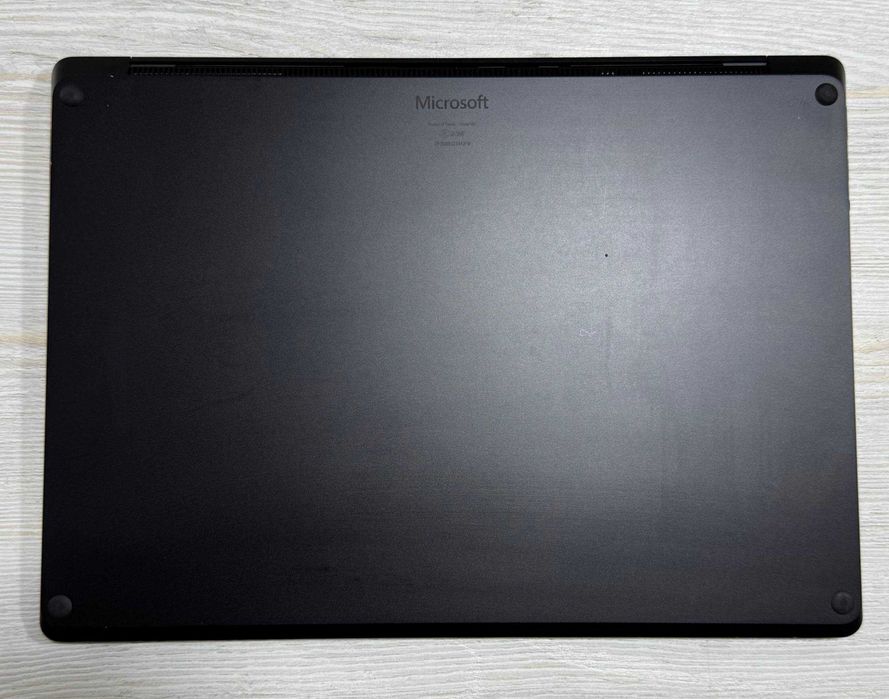 Microsoft Surface Laptop 5 Black 13.5" 2K Сенсор i5-1245U 16GB/5152GB