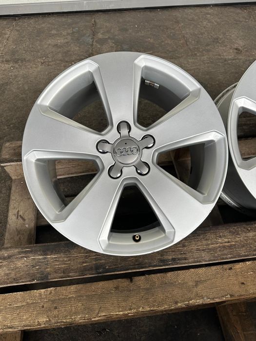 Jante originale Audi A3/S3 Vw Golf Caddy Touran Skoda Seat pe 17"