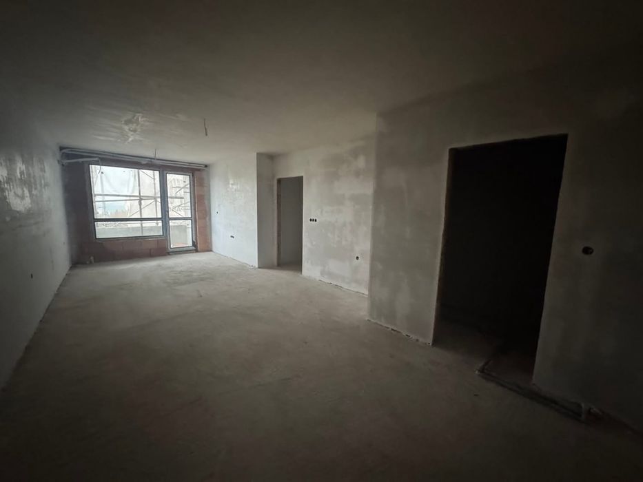 Продава се Тристаен апартамент в Стара Загора, Център - 139 кв.м за 631 €/кв.м - Снимка #2