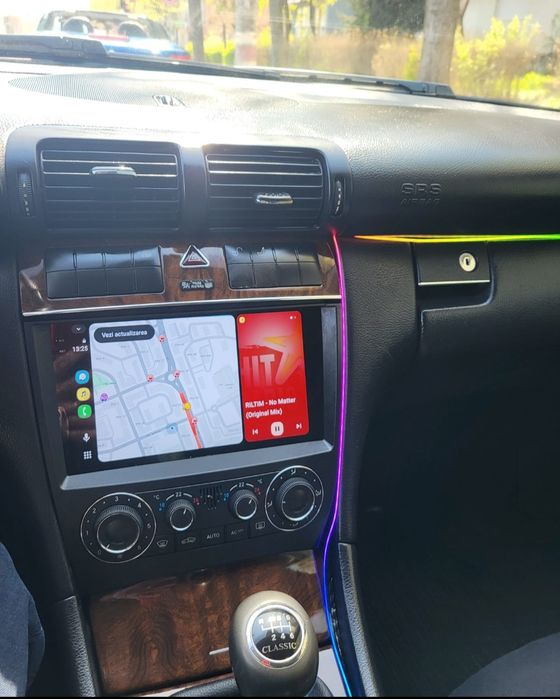 Mercedes    c180